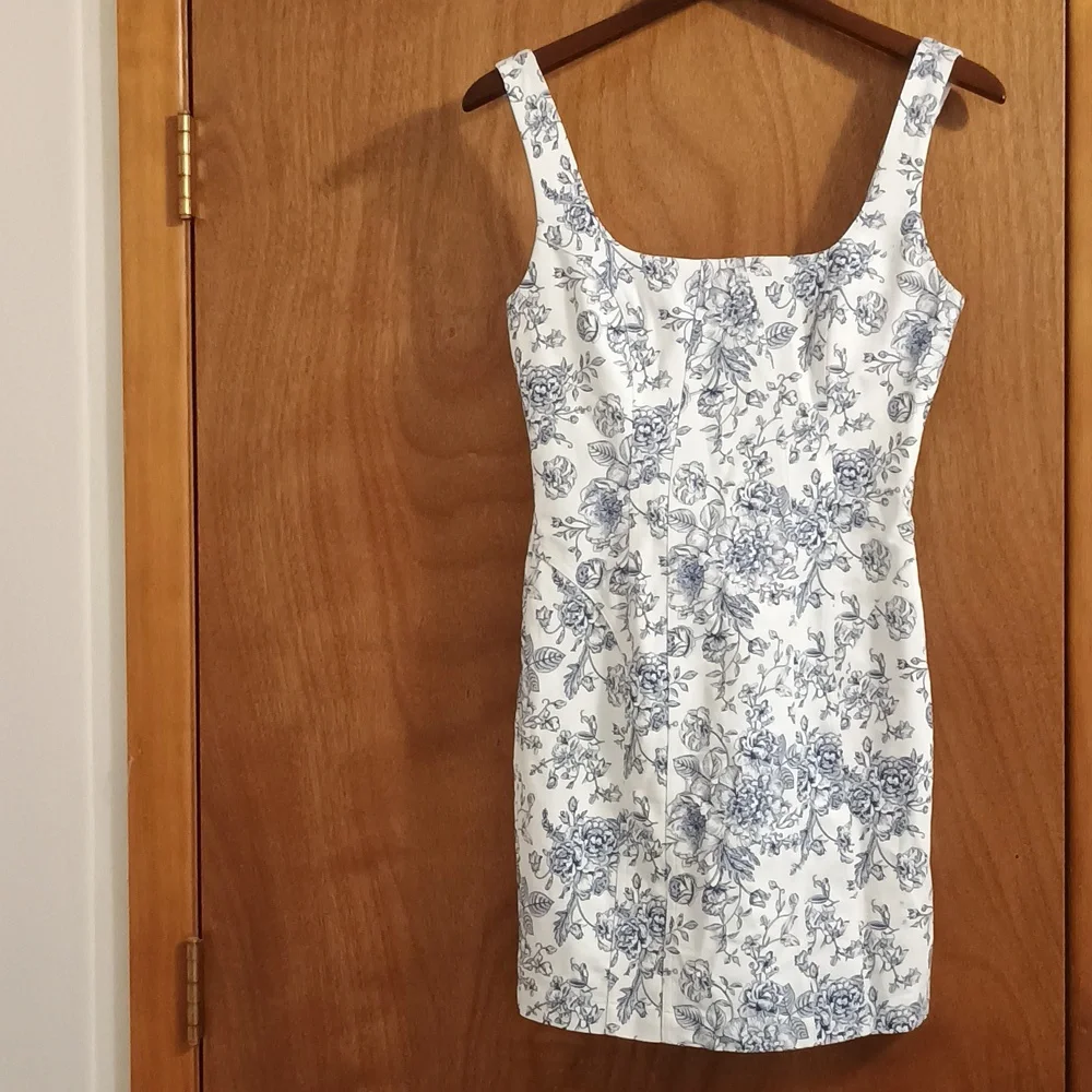 Christian Lacroix Toile De Jouy Dress - Size 0 - Classic French Floral Design - Picture 2 of 12